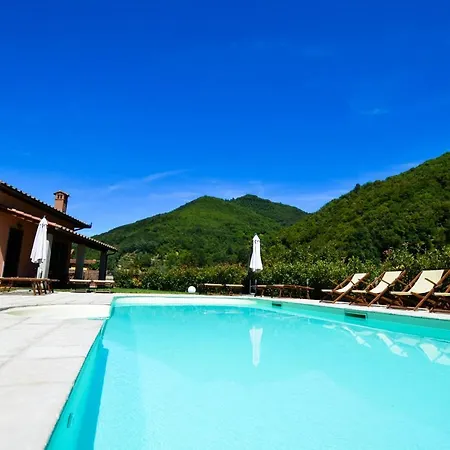 Apartment With Swimming Pool Gattaia