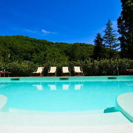 Apartment With Swimming Pool Gattaia