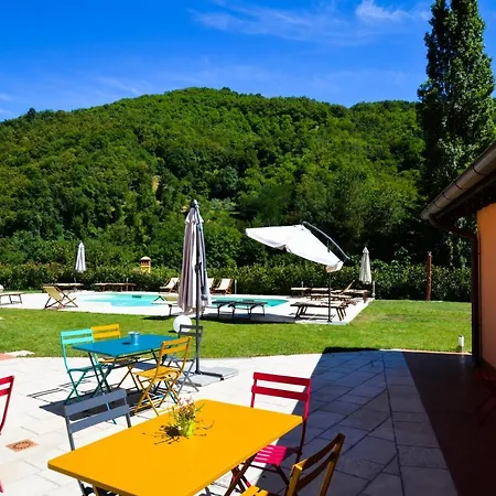 Apartment With Swimming Pool *