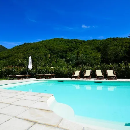 Apartment With Swimming Pool Gattaia