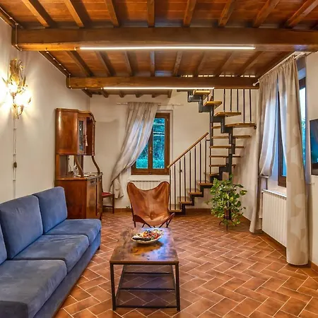 With Swimming Pool Apartment *