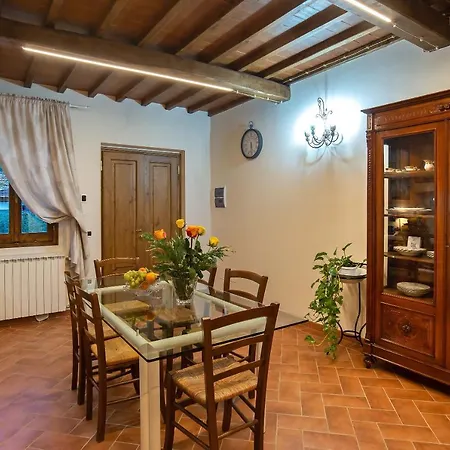 With Swimming Pool Apartment *